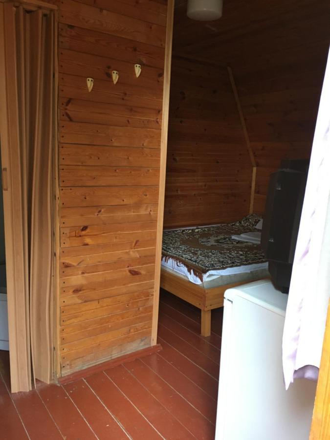 Номера В Деревянных Домиках Fontanka Exterior foto